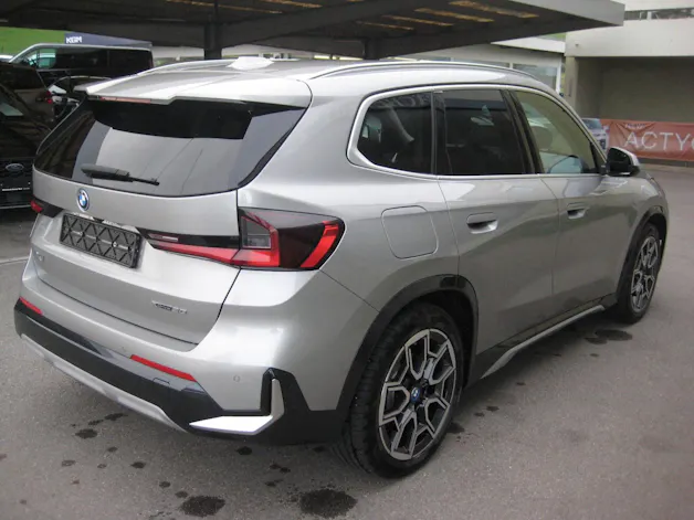 BMW iX1 xDrive 30