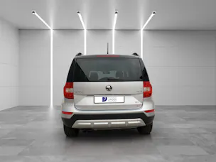 SKODA Yeti 1.8 TSI Elegance 4x4 DSG