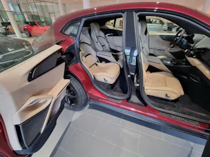FERRARI Purosangue 6.5 V12