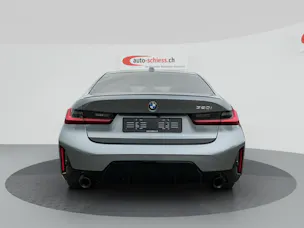 BMW 320 i Limousine M Sport Shadow Line