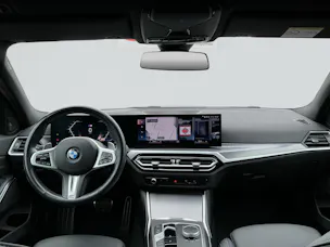 BMW 320 i Limousine M Sport Shadow Line