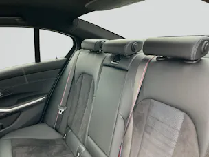 BMW 320 i Limousine M Sport Shadow Line