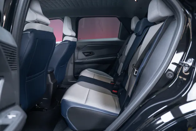 RENAULT R5 E-Tech Comfort Range Roland Garros / Rückfahrkamera / Lenkradheizung / Sitzheizung