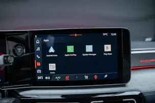 RENAULT R5 E-Tech Comfort Range Roland Garros / Rückfahrkamera / Lenkradheizung / Sitzheizung