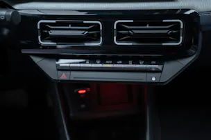 RENAULT R5 E-Tech Comfort Range Roland Garros / Rückfahrkamera / Lenkradheizung / Sitzheizung