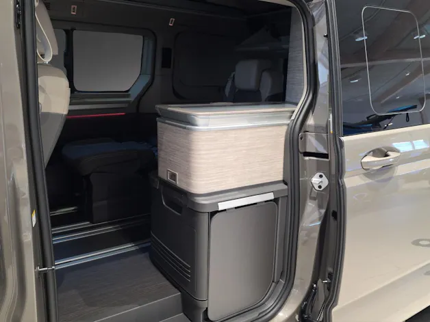 VW California eHybrid Beach Ocean 4Motion