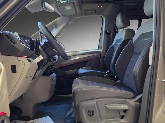 VW California eHybrid Beach Ocean 4Motion