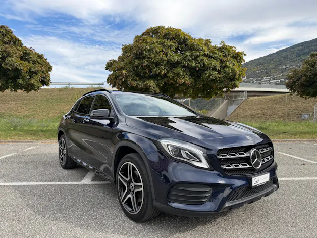 MERCEDES-BENZ GLA 250 AMG Line 4Matic 7G-DCT