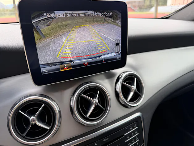 MERCEDES-BENZ GLA 250 AMG Line 4Matic 7G-DCT