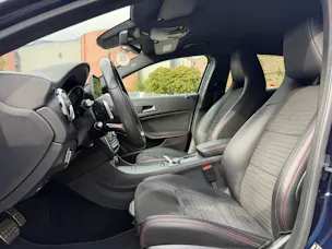 MERCEDES-BENZ GLA 250 AMG Line 4Matic 7G-DCT
