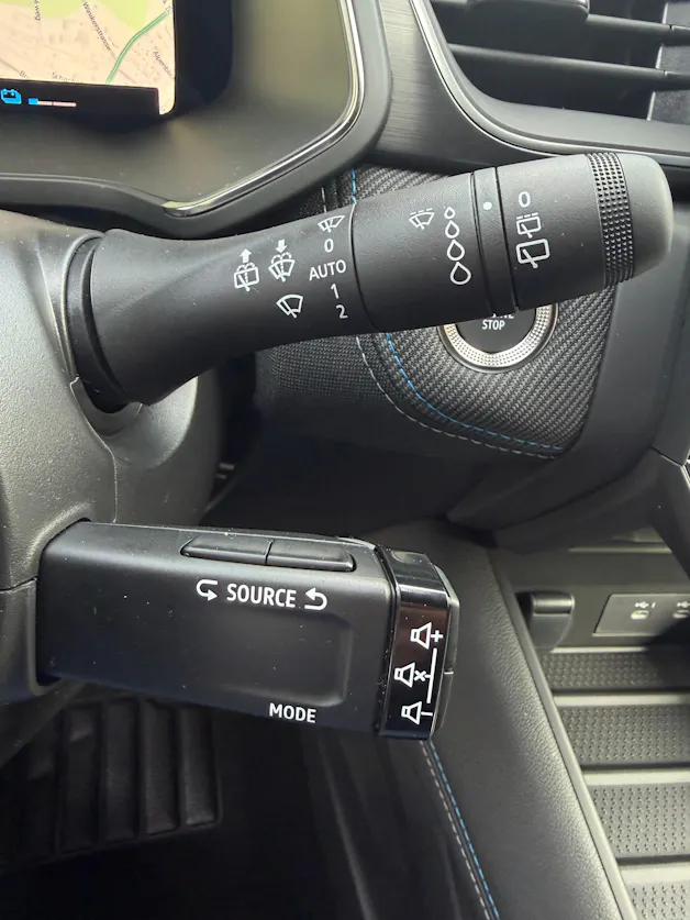 RENAULT Captur 1.8 E-Tech 160 Esprit Alpine DHT
