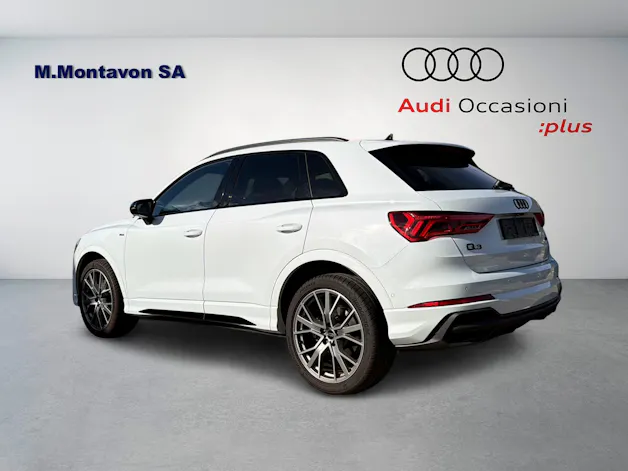 AUDI Q3 40 TFSI S line quattro S-tronic