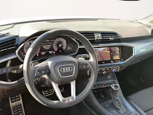 AUDI Q3 40 TFSI S line quattro S-tronic