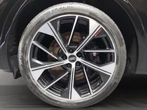 AUDI SQ5 TDI quattro tiptronic