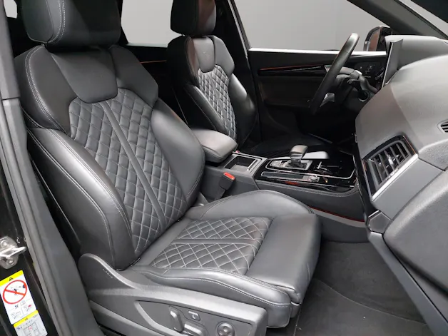 AUDI SQ5 TDI quattro tiptronic
