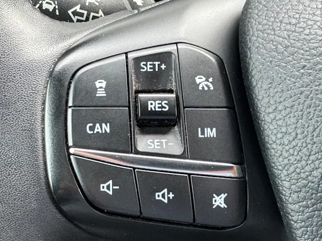 FORD E-Transit Van 350 L2 H2 Trend RWD 68kWh