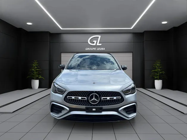 MERCEDES-BENZ GLA 200 Night Star 7G-DCT