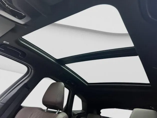 BMW 2er Reihe U06 Active Tourer 218d paddles