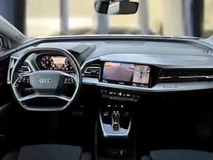 AUDI Q4 Sportback e-tron 45 quattro Florettsilber Metallic