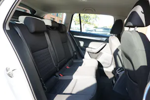 SKODA Octavia 1.5 G-tec Style "* CH Auto * 8 Roues * Capteurs avant/arrière * Tempomat Adaptatif * Clim Auto * Crochet attelage *"
