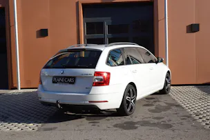 SKODA Octavia 1.5 G-tec Style "* CH Auto * 8 Roues * Capteurs avant/arrière * Tempomat Adaptatif * Clim Auto * Crochet attelage *"