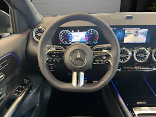 MERCEDES-BENZ GLA 220 4Matic 8G-DCT