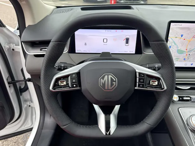 MG S6 EV 77kWh Luxury AWD 361PS