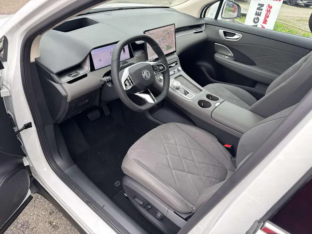 MG S6 EV 77kWh Luxury AWD 361PS