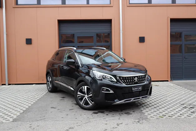 PEUGEOT 3008 1.2 PureTech "* CH Auto * Toit Panoramique * Climatisation Bi-zone * GPS * Aide au Stationnement * Cuir / Tissu *"