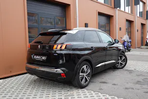 PEUGEOT 3008 1.2 PureTech "* CH Auto * Toit Panoramique * Climatisation Bi-zone * GPS * Aide au Stationnement * Cuir / Tissu *"