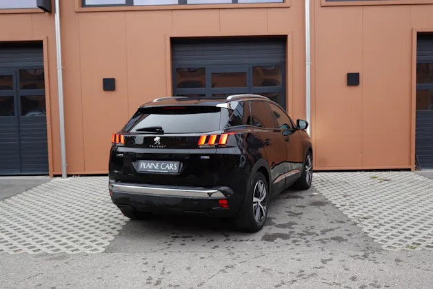 PEUGEOT 3008 1.2 PureTech "* CH Auto * Toit Panoramique * Climatisation Bi-zone * GPS * Aide au Stationnement * Cuir / Tissu *"
