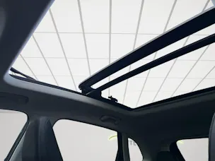 MG ZS 1.5 HEV Luxury MG ZS 1.5 Hybrid+ Sunroof