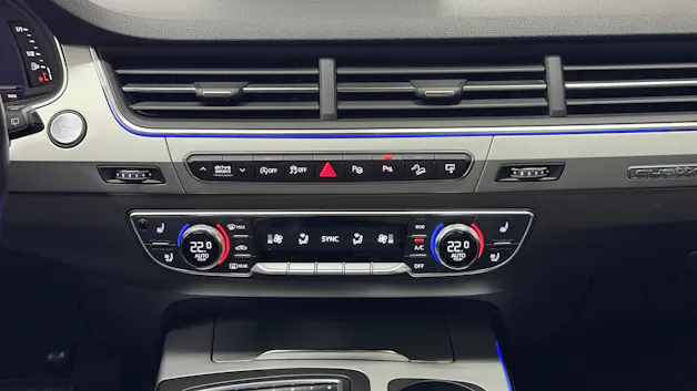 AUDI Q7 3.0 TDI ultra quattro tiptronic