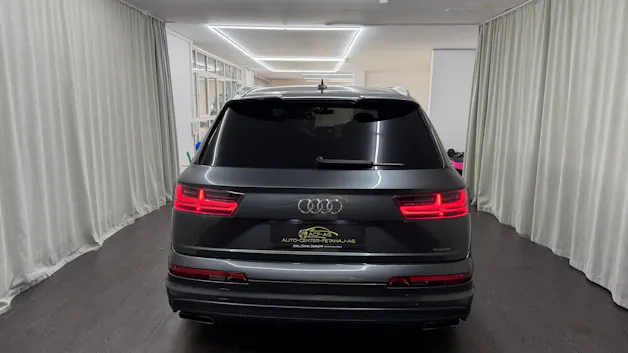 AUDI Q7 3.0 TDI ultra quattro tiptronic