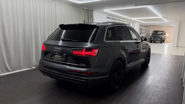 AUDI Q7 3.0 TDI ultra quattro tiptronic