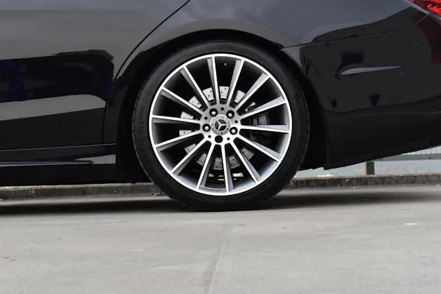 MERCEDES-BENZ S 400 D L 4MATIC 9G-TRONIC AMG BLACK PLUS l 340 PS