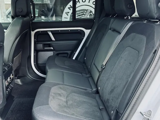 Land Rover Defender 110 525 V8 5.0 AT8