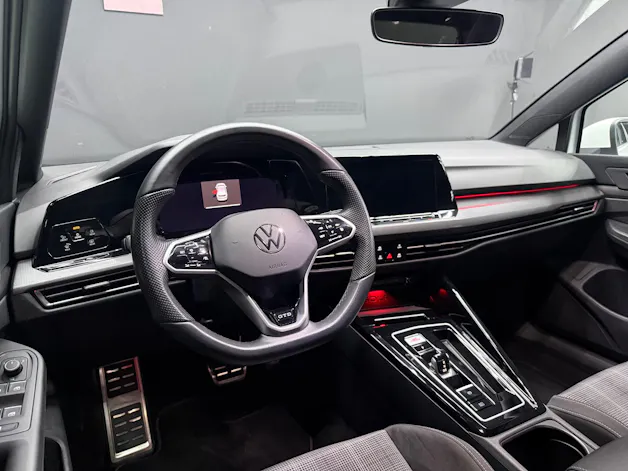 VW Golf 2.0 TDI GTD DSG