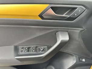 VW T-Roc 2.0 TSI Advance DSG 4Motion