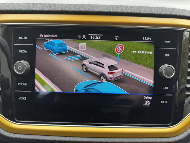 VW T-Roc 2.0 TSI Advance DSG 4Motion