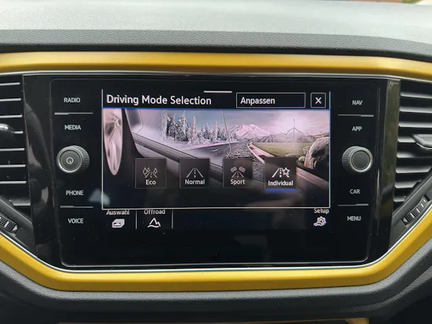 VW T-Roc 2.0 TSI Advance DSG 4Motion