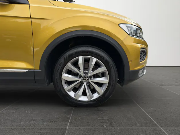 VW T-Roc 2.0 TSI Advance DSG 4Motion