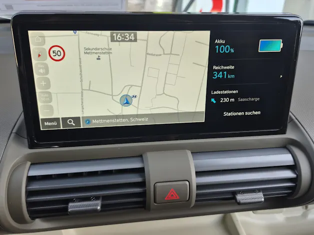 HYUNDAI Inster 49 kWh Electric Amplia Wärmepumpe