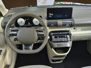 HYUNDAI Inster 49 kWh Electric Amplia Wärmepumpe