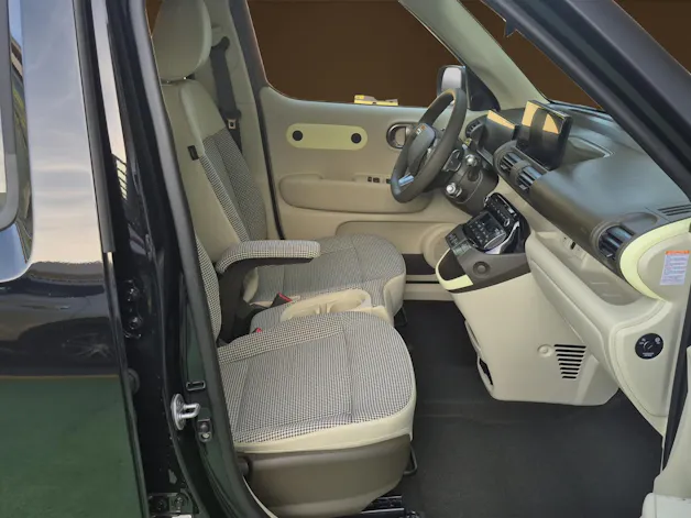 HYUNDAI Inster 49 kWh Electric Amplia Wärmepumpe