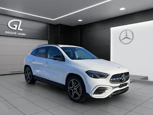 MERCEDES-BENZ GLA 200 Night Star 7G-DCT