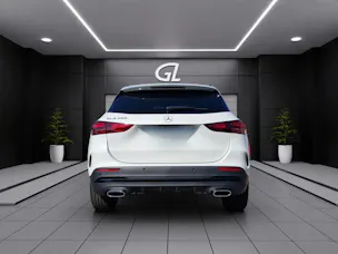 MERCEDES-BENZ GLA 200 Night Star 7G-DCT