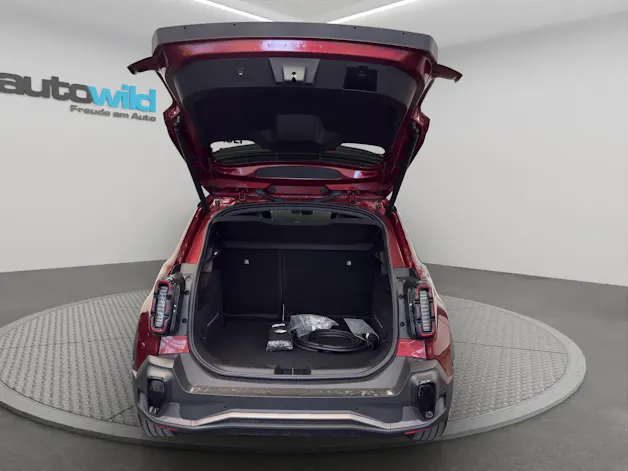 RENAULT Renault 4 E-Tech Techno Comfort Range