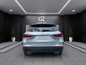MERCEDES-BENZ GLA 200 Night Star 7G-DCT