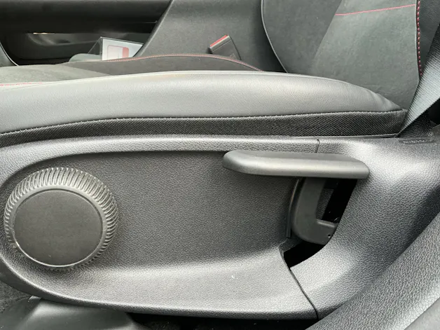 MERCEDES-BENZ CLA 180 AMG Line